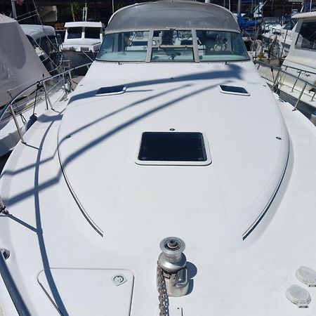 Diagonal Mar Sailboat Hotel Сант Адриа де Бесос Екстериор снимка